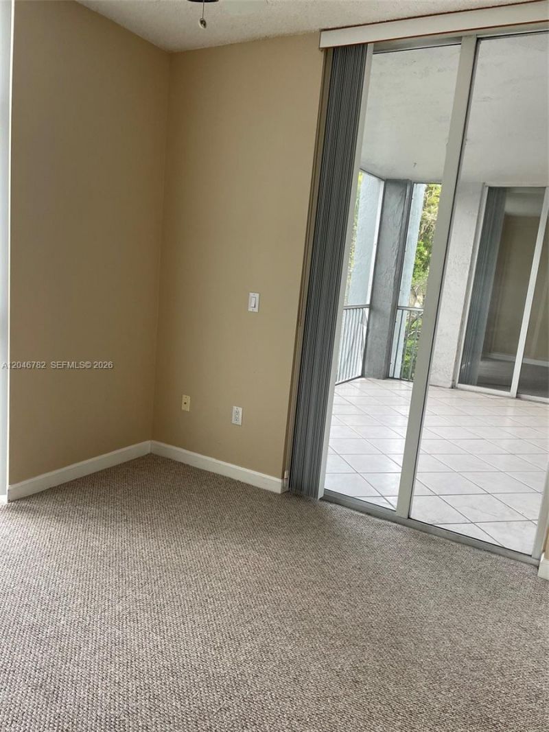 9725 NW 52nd St, Unit 210, Doral, FL 33178 Photo