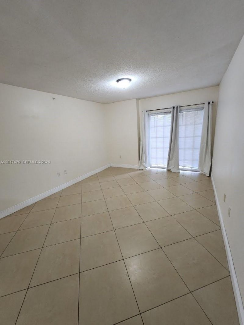 5011 Wiles Rd, Unit 207, Coconut Creek, FL 33073 Photo