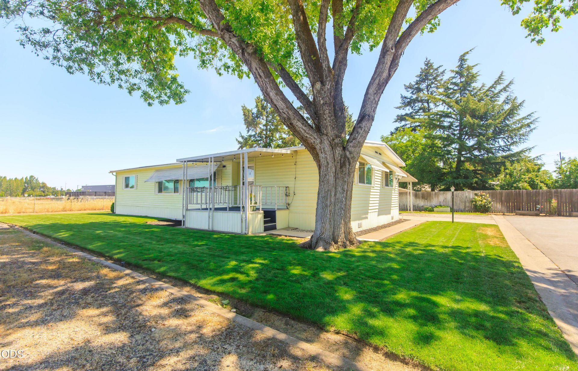 2600 Stearns Way, Unit SPC 1B, Medford, OR 97501 Main Photo