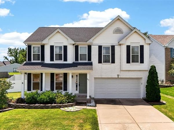 67 Old Chesapeake Drive, Wentzville, MO 63385