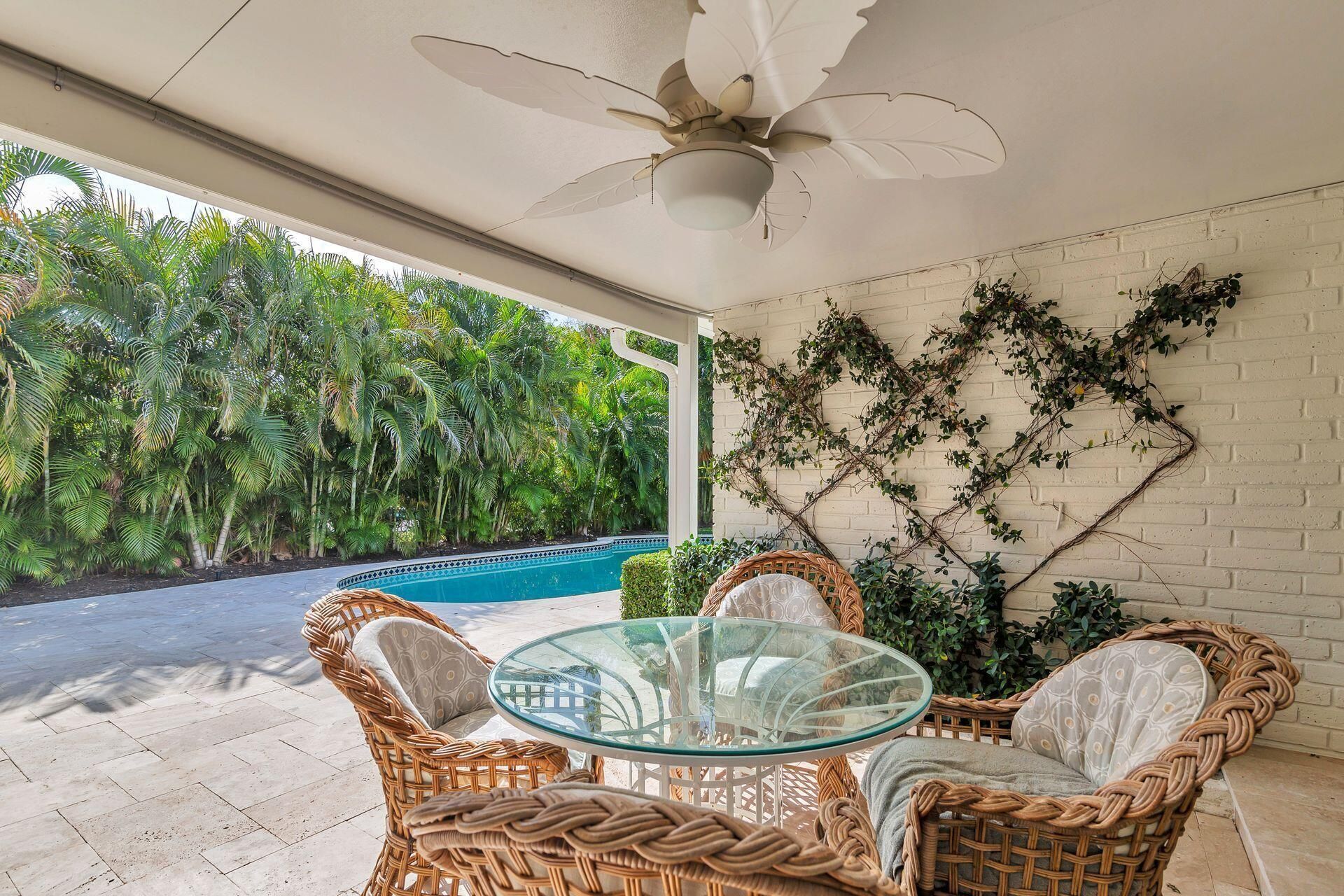 246 Gray Street, West Palm Beach, FL 33405 Photo
