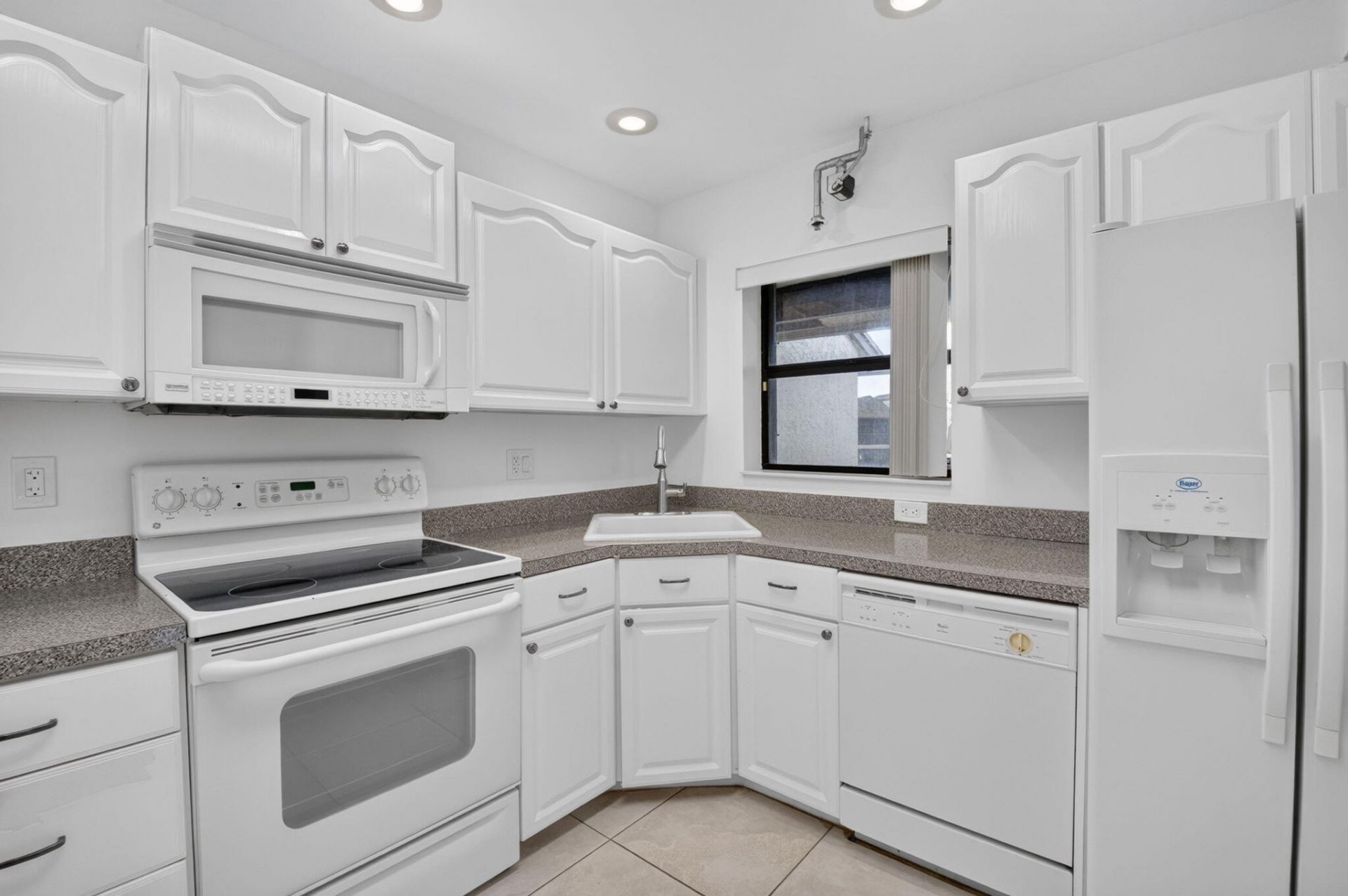 8617 Boca Glades Boulevard W, Unit F, Boca Raton, FL 33434 Photo