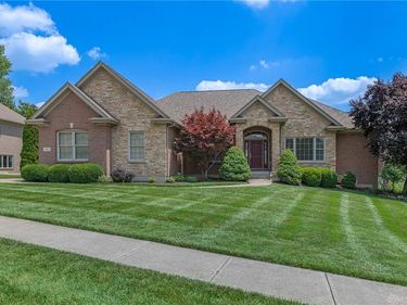 90 S Pond Court, Springboro, OH 45066