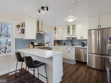 3290 APPLEGATE COURT, ANNANDALE, VA 22003