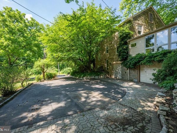 495 BYBERRY ROAD, HUNTINGDON VALLEY, PA 19006