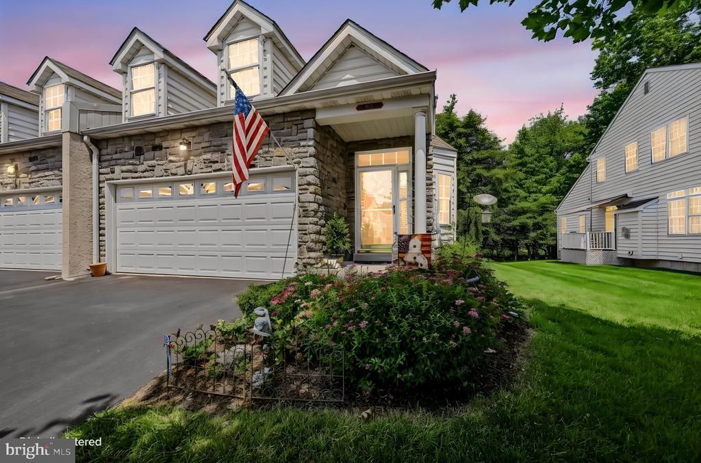 908 Quarter Mile Post, Garnet Valley, PA 19060 Main Photo