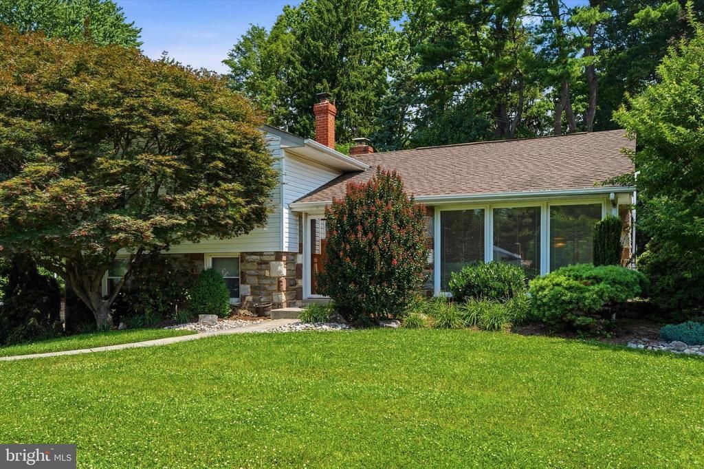 627 MEADOW ROAD , HUNTINGDON VALLEY, PA 19006