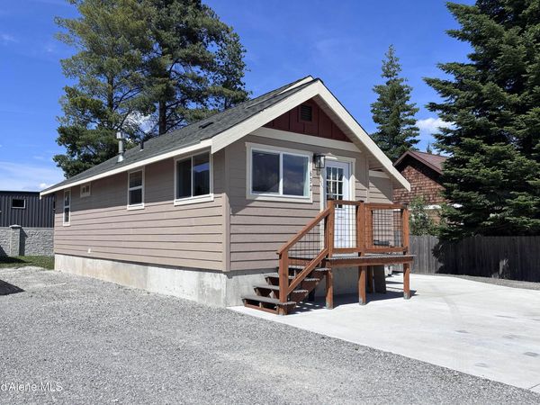 632 Roberson WAY , Sandpoint, ID 83864