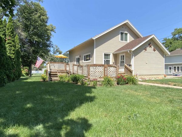 625 1st Ave SW, LeMars, IA 51031