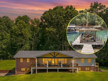 6470 Samoa Way, Flowery Branch, GA 30542