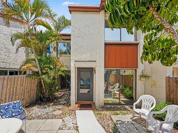 2095 SUNSET POINT ROAD, Unit 1904, CLEARWATER, FL 33765