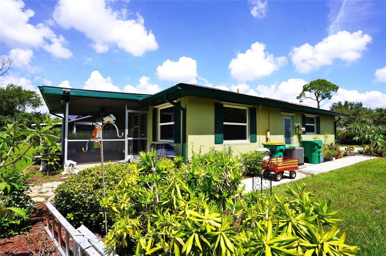 515 Meridan Avenue Nw, Port Charlotte, FL 33952 Photo