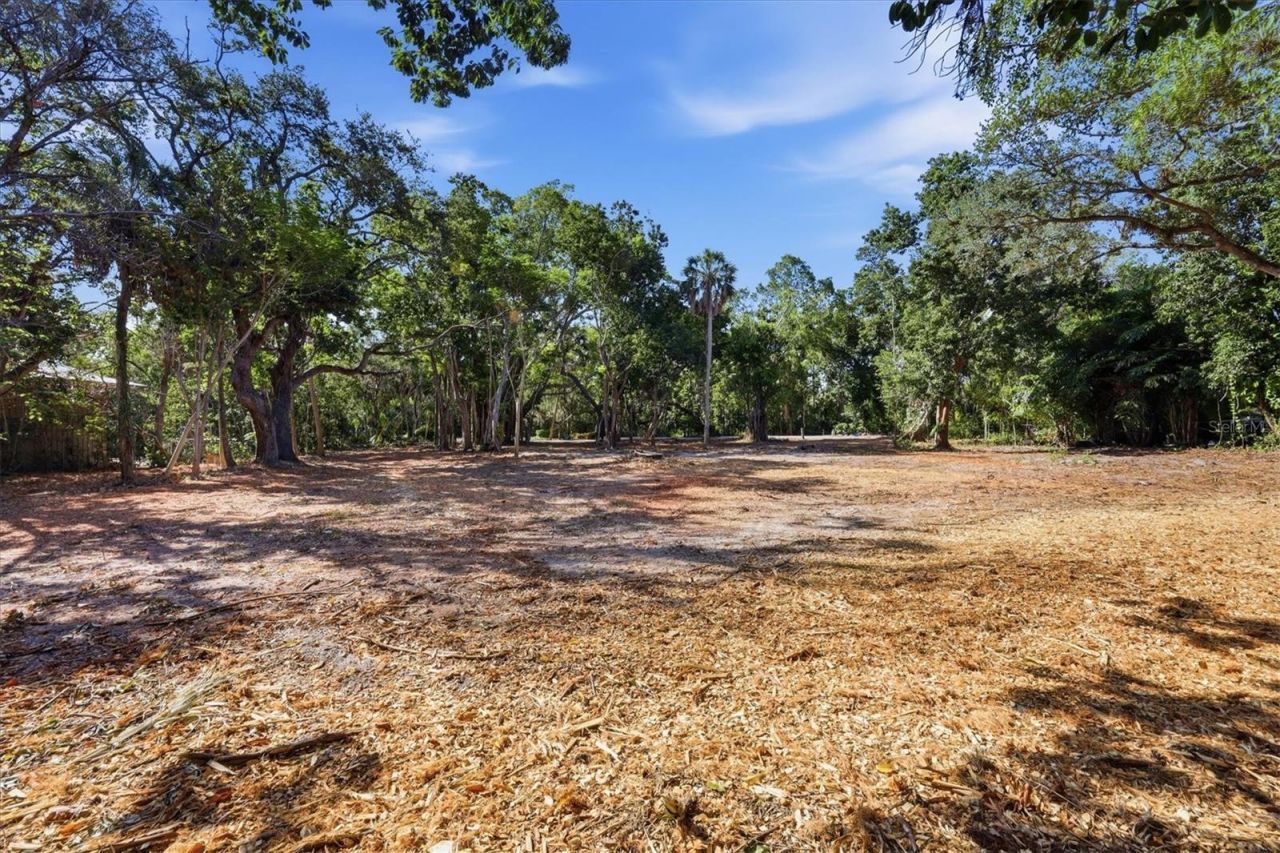1325 Hidden Harbor Way, Sarasota, FL 34242 Photo