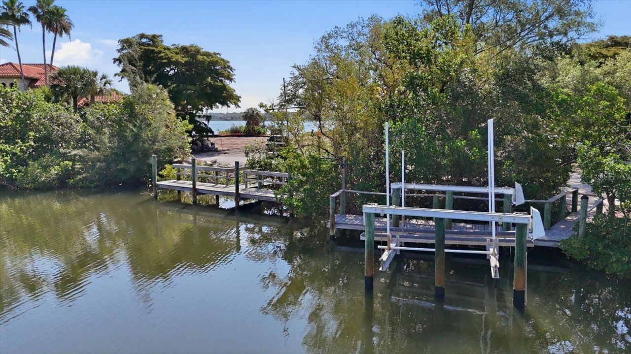 1325 Hidden Harbor Way, Sarasota, FL 34242 Photo