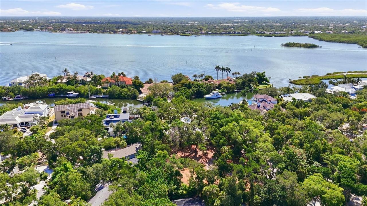 1325 Hidden Harbor Way, Sarasota, FL 34242 Photo