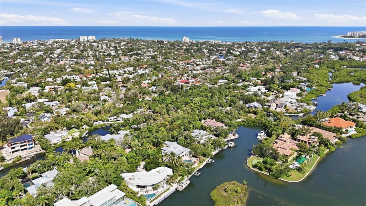 1325 Hidden Harbor Way, Sarasota, FL 34242 Photo