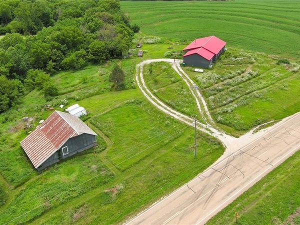 17487 Rogers Road, Atchison, KS 66002