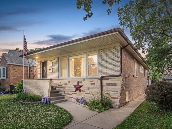 9804 S Springfield Avenue , Evergreen Park, IL 60805