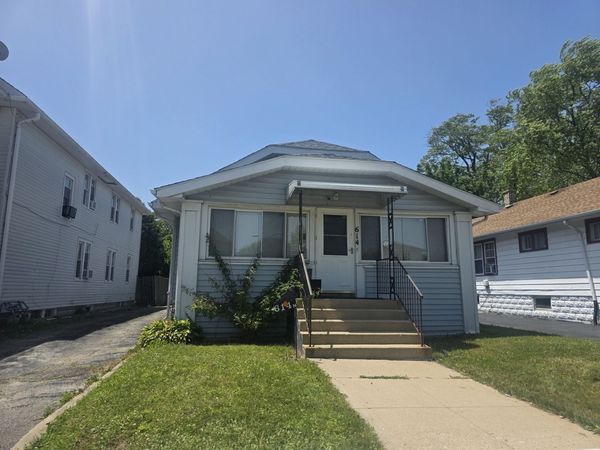 614 N Butrick Street , Waukegan, IL 60085