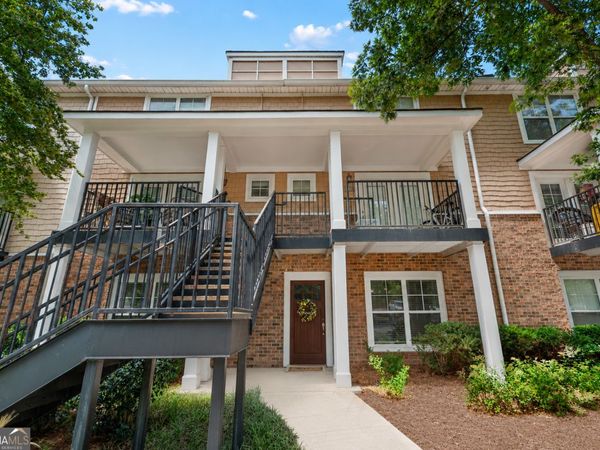 1035 Barnett Shoals Road, Unit 913, Athens, GA 30605