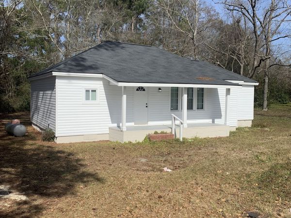 675 N Main Street, Baxley, GA 31513