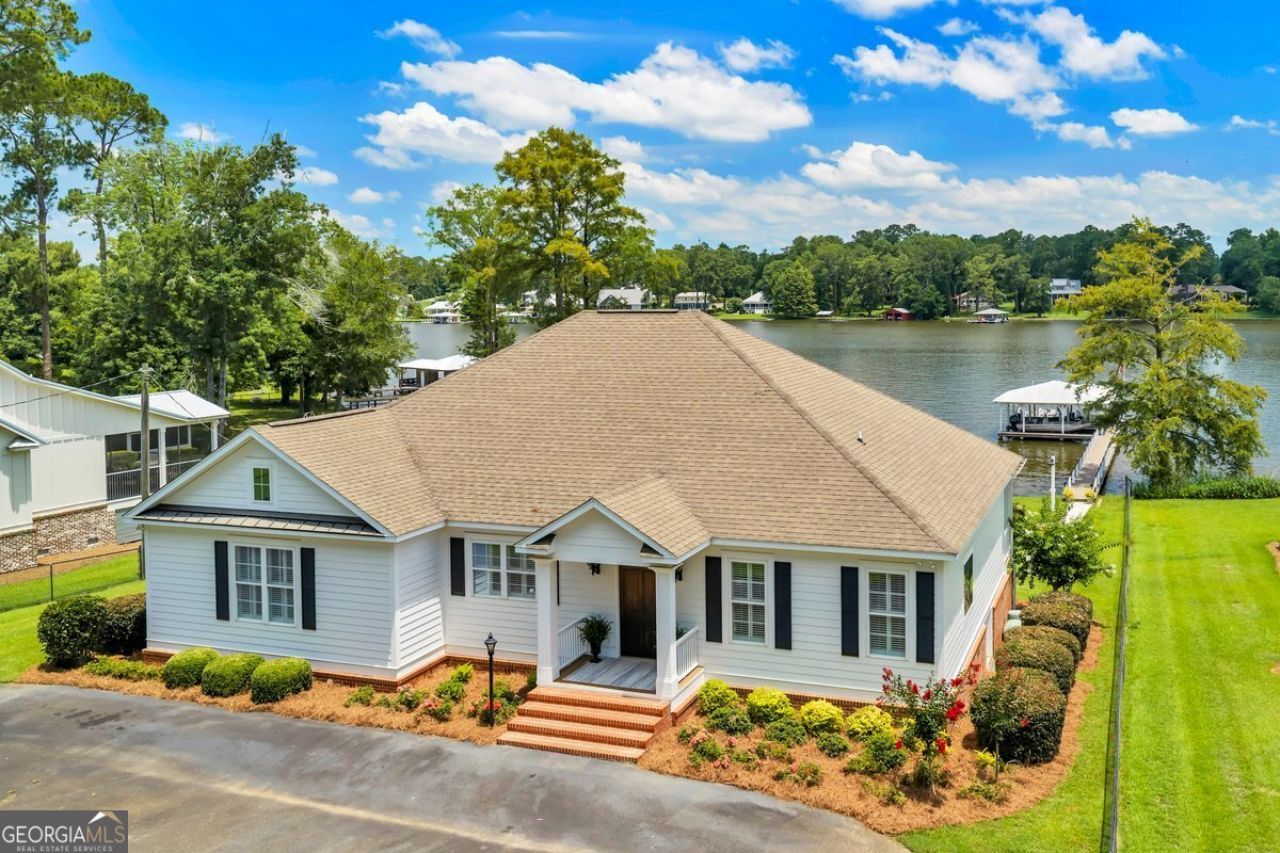 387 Smoak Bridge Cir, Warwick, GA 31796 Main Photo