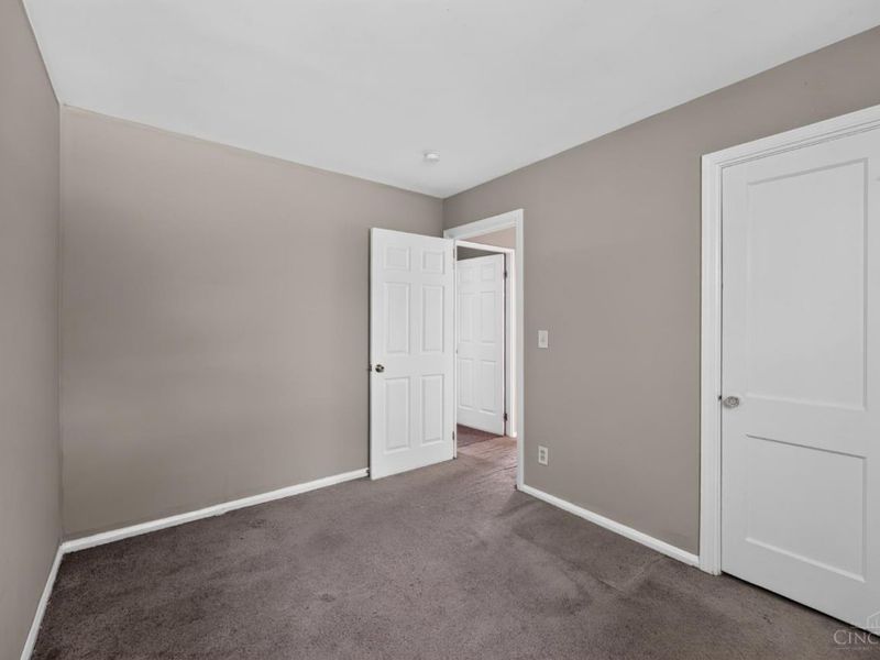 1910 Ashbrook Drive, Cincinnati, OH 45238 Photo 16