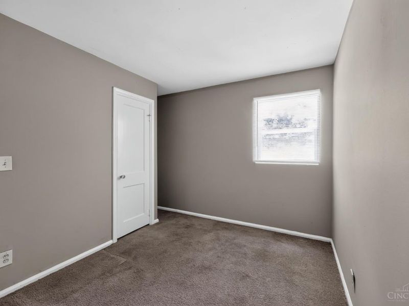 1910 Ashbrook Drive, Cincinnati, OH 45238 Photo 17