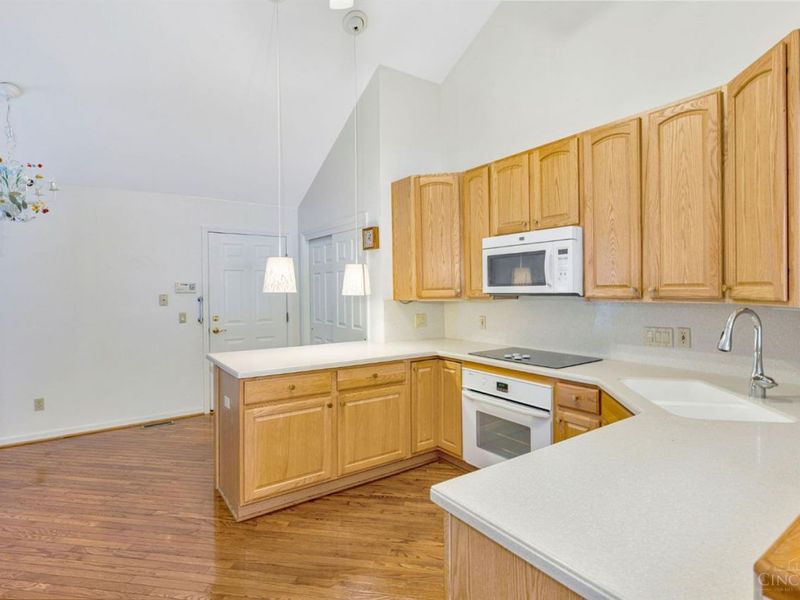 135 Wayside Circle, Unit 78, Hamilton, OH 45013 Photo 10