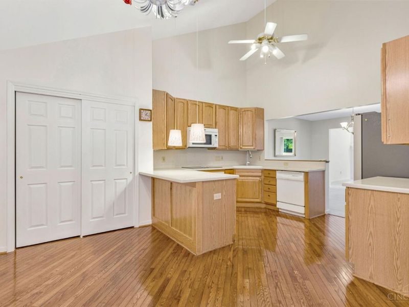 135 Wayside Circle, Unit 78, Hamilton, OH 45013 Photo 7