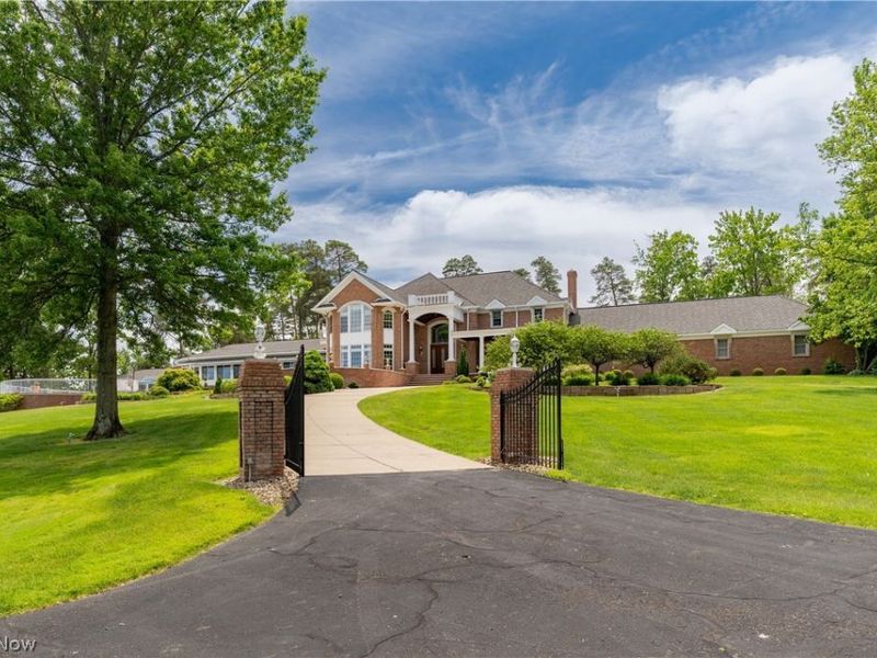 7575 Benner Road, New Franklin, OH 44614 Photo 3
