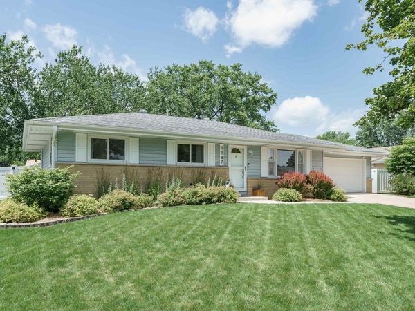 1147 Ontario Drive, Janesville, WI 53545