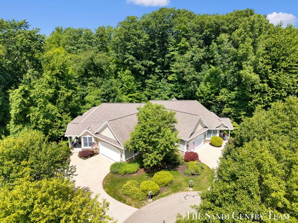 16300 Riverdale Court, Unit 38, Spring Lake, MI 49456