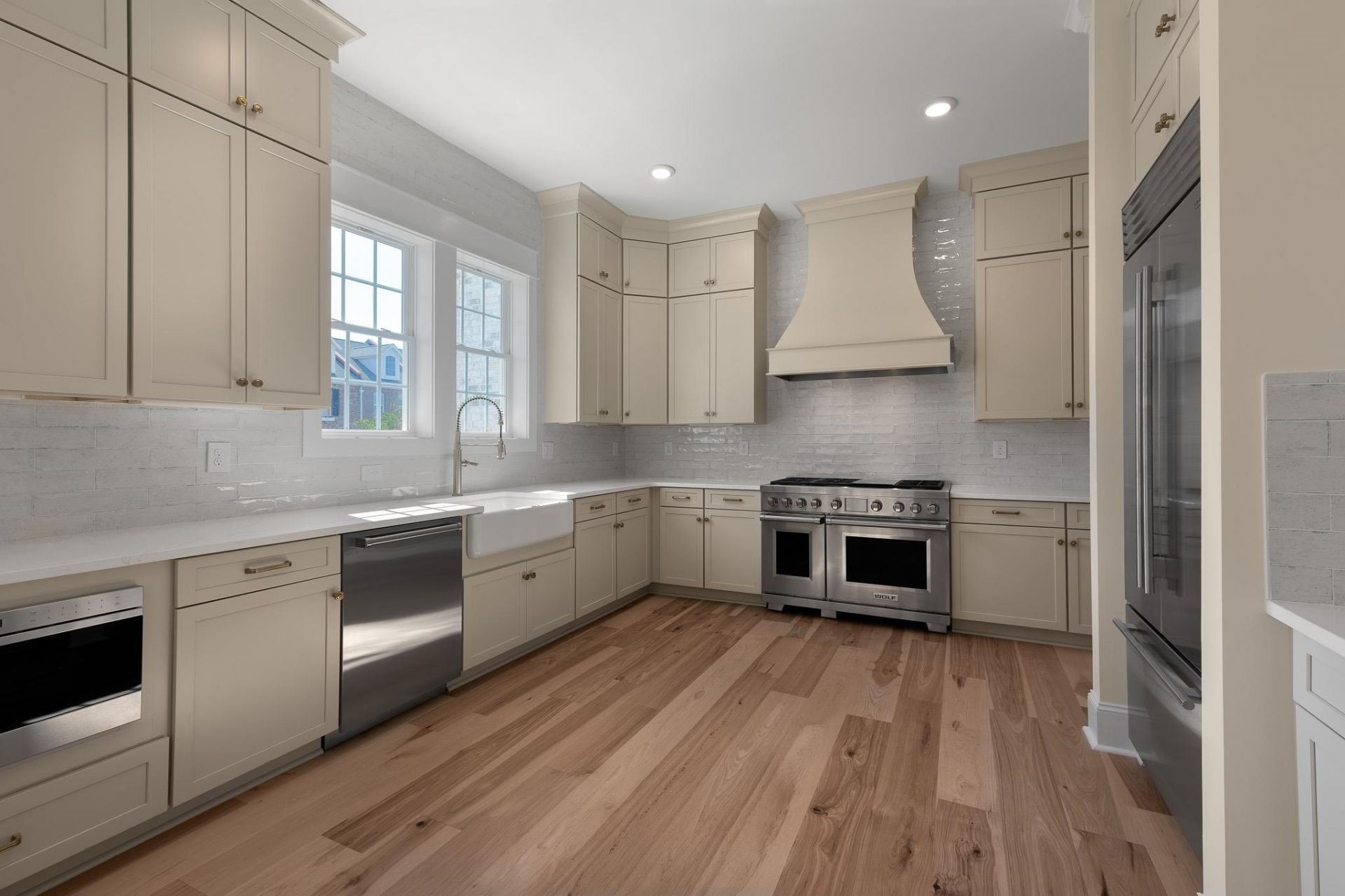 982 Farrow Pkwy. Photo 5