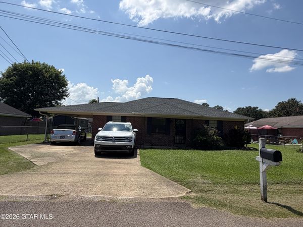 100 Millennium Drive, Aberdeen, MS 39730