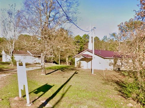 19 White Heather Road , Broken Bow, OK 74728
