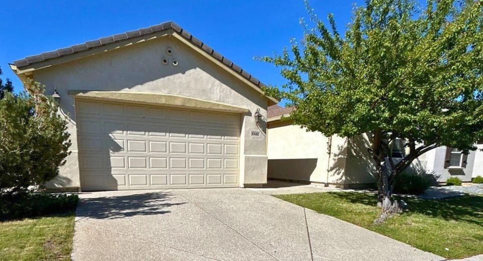 10687 Fire Poppy Circle, Reno, NV 89521 Photo
