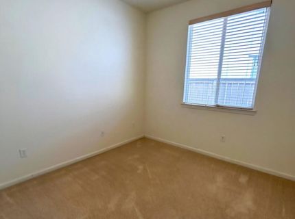 10687 Fire Poppy Circle, Reno, NV 89521 Photo