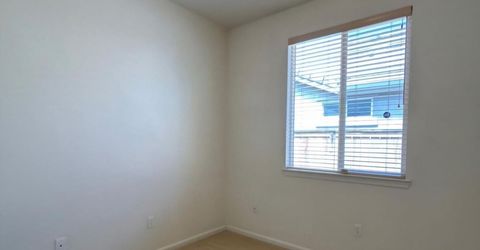 10687 Fire Poppy Circle, Reno, NV 89521 Photo