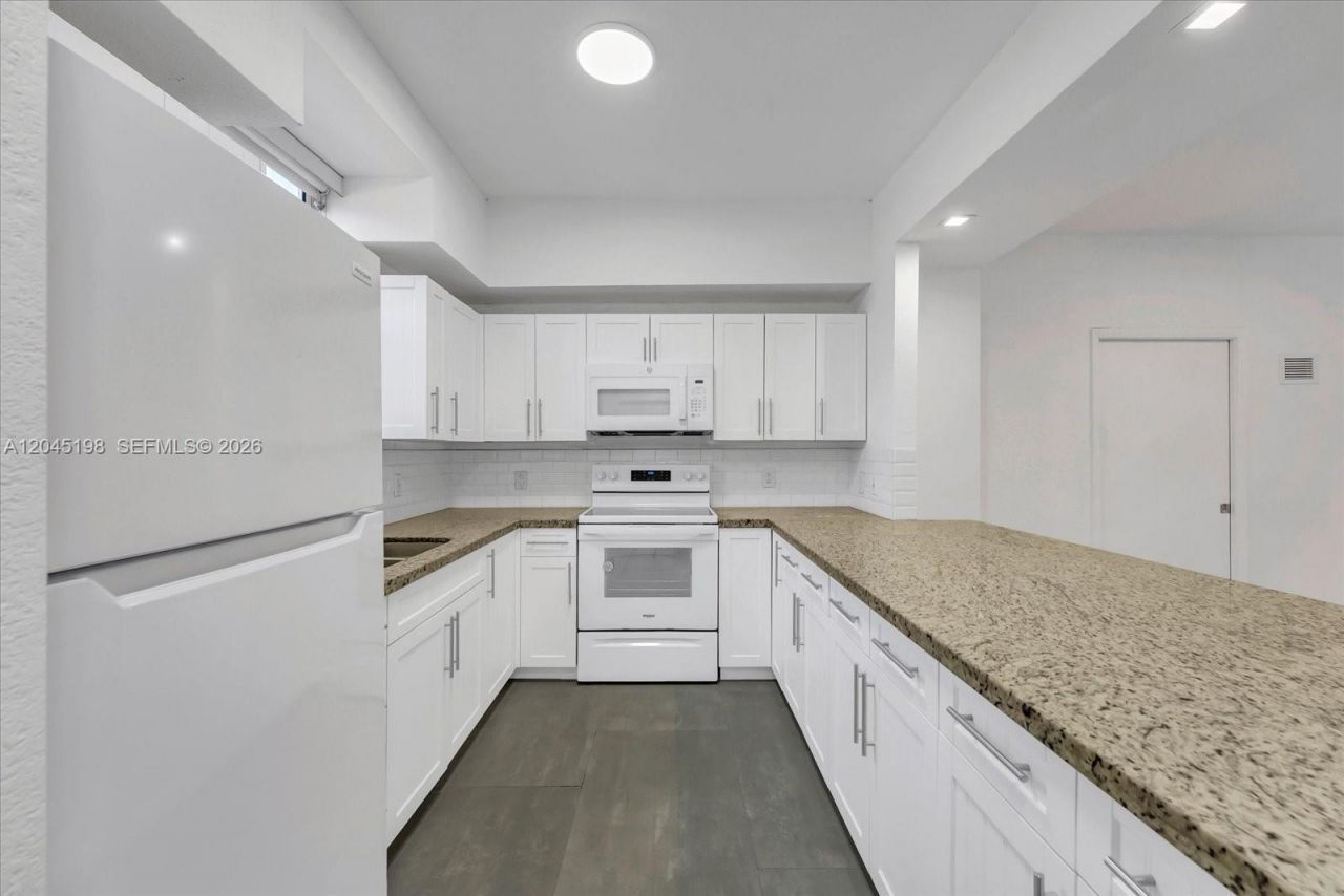 13415 NW 22nd Ave , Miami, FL 33167 Photo