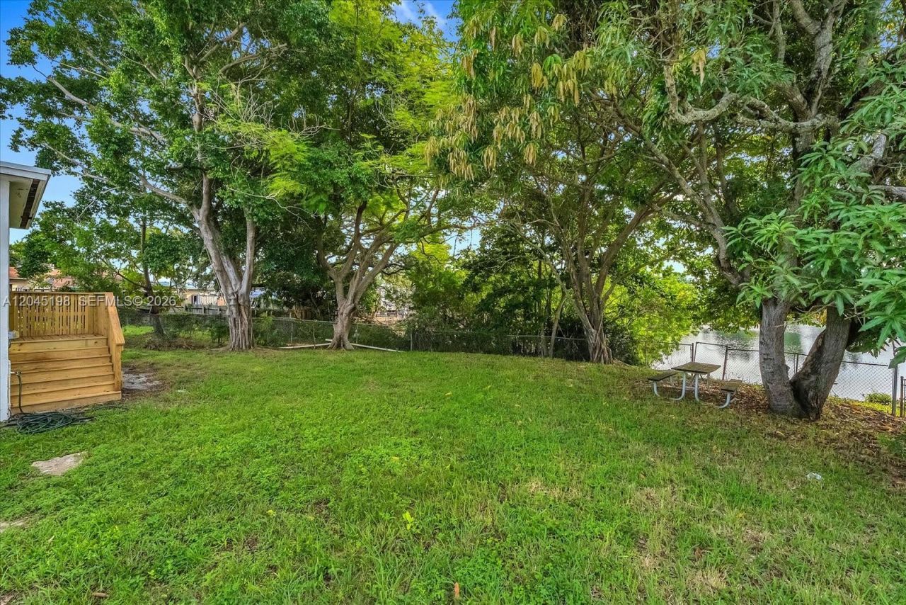 13415 NW 22nd Ave , Miami, FL 33167 Photo