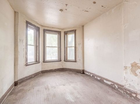 Main Photo