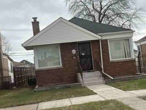 8935 S Cregier Avenue , Chicago, IL 60617