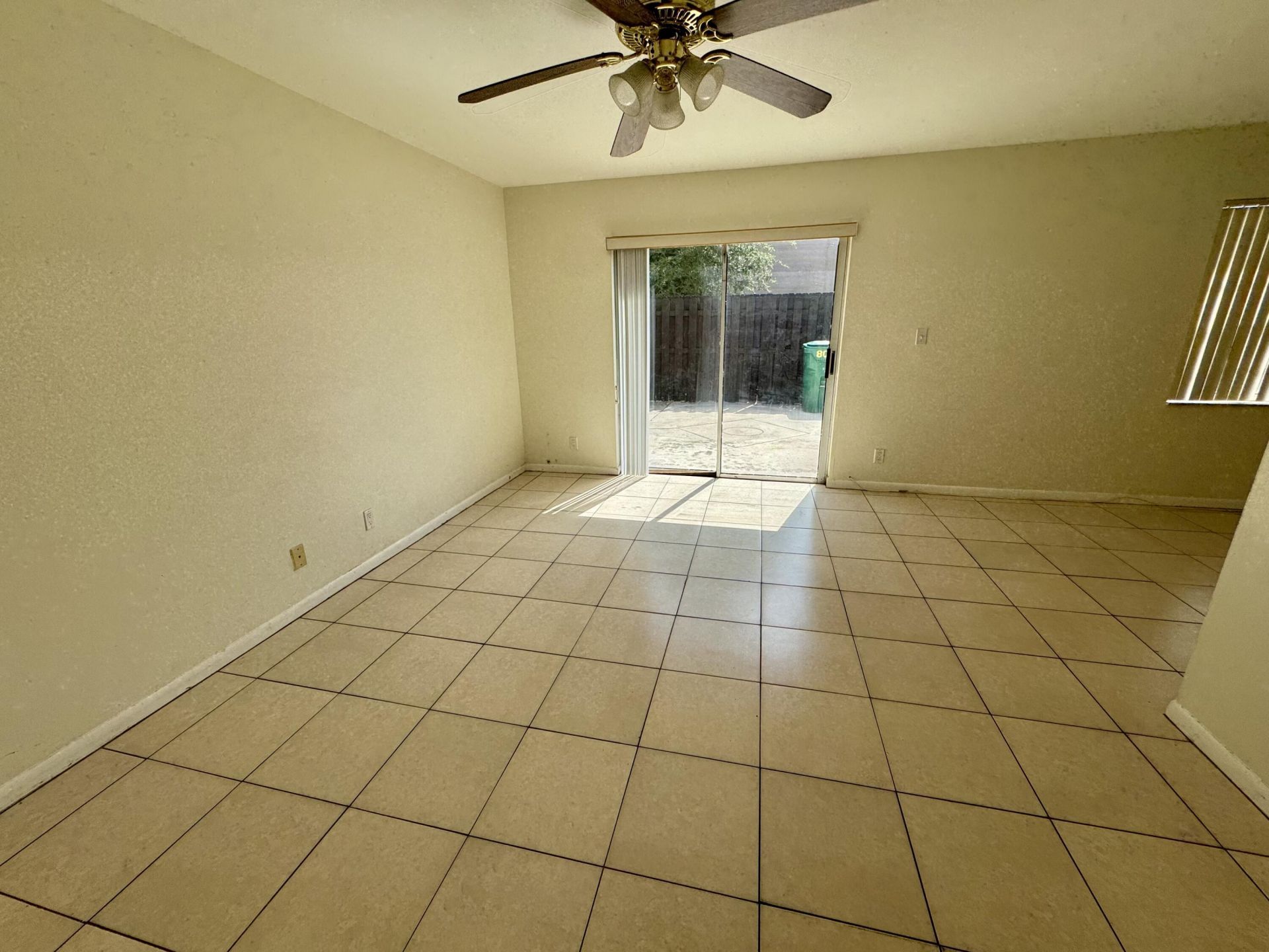 8028 SW 17th Place, Davie, FL 33324 Photo