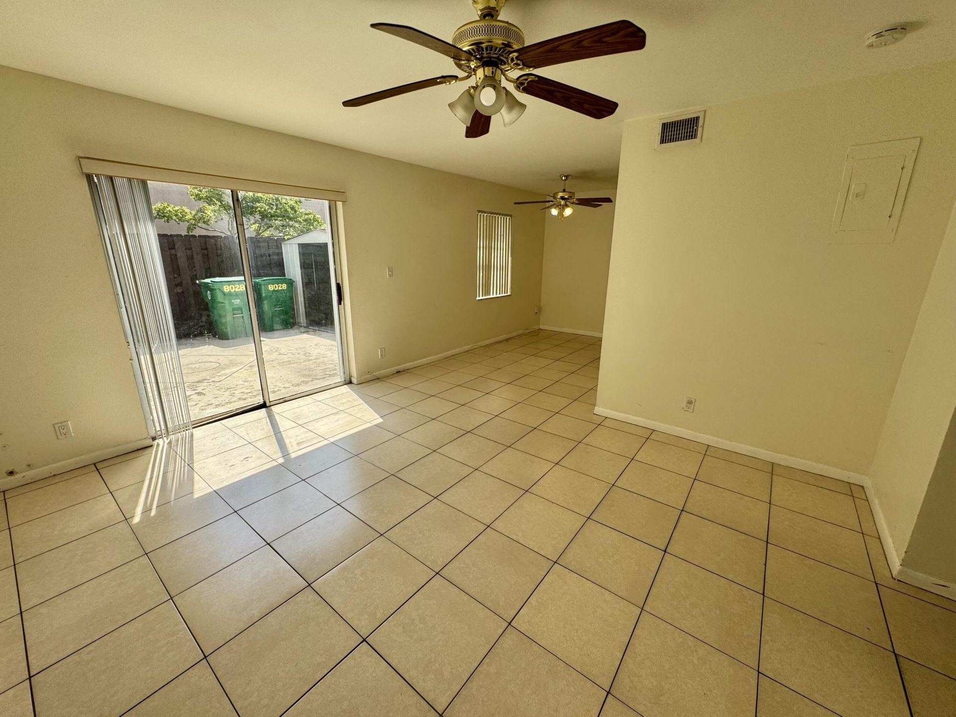 8028 SW 17th Place, Davie, FL 33324 Photo