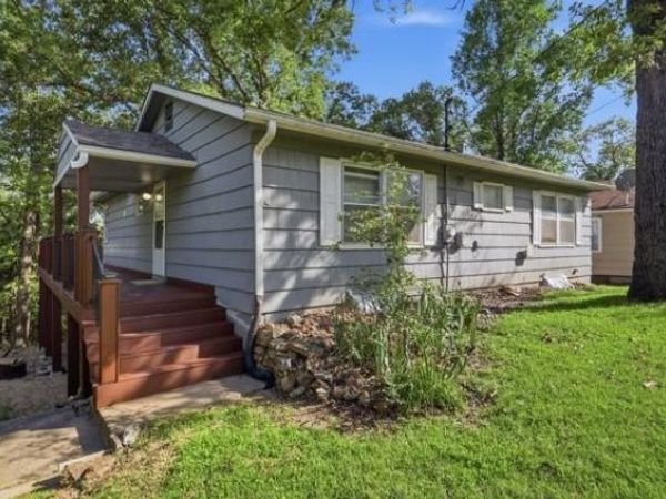 23455 Little Loop Drive, Hermitage, MO 65668