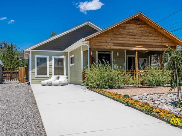 937 S 10th Street , Montrose, CO 81401