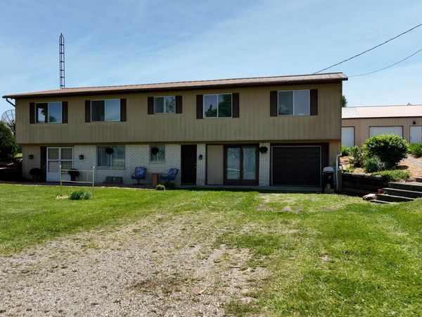 10118 E 450 S. Road, Laotto, IN 46763