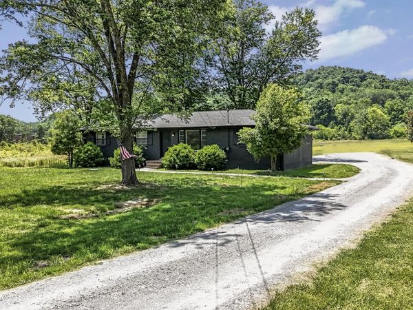 4686 Lickton PIKE , Whites Creek, TN 37189