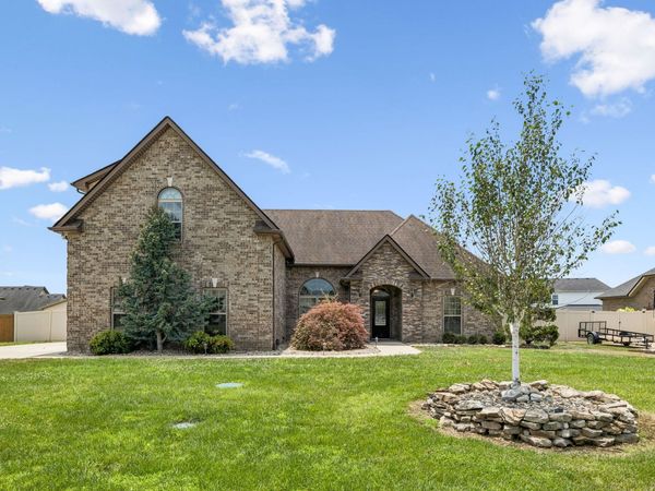 2108 Long Shot Ct, Lascassas, TN 37085